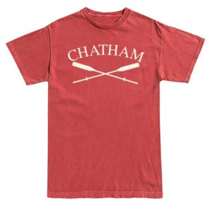 Crimson adult t-shirt with crossed oars graphic Chatham name